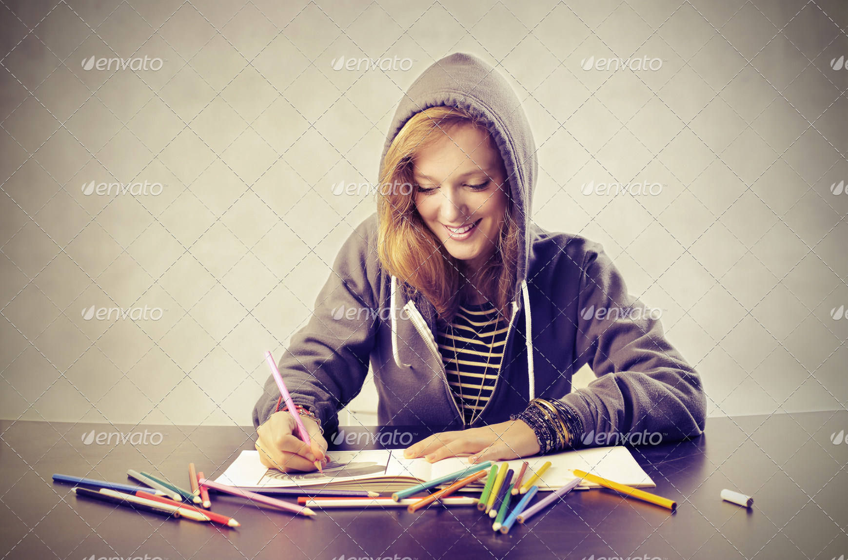 photodune-3552395-coloring-girl-m